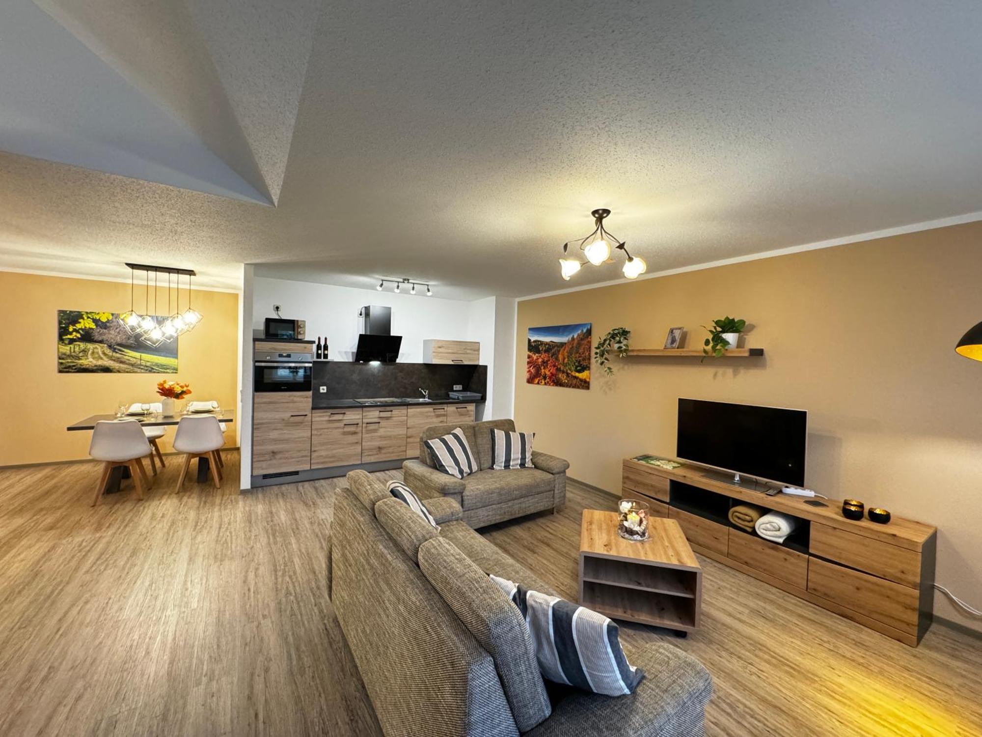 Galerie-Ferienwohnung "Im Schindlershof" - Zentral Und Ruhig Айбеншток Екстер'єр фото
